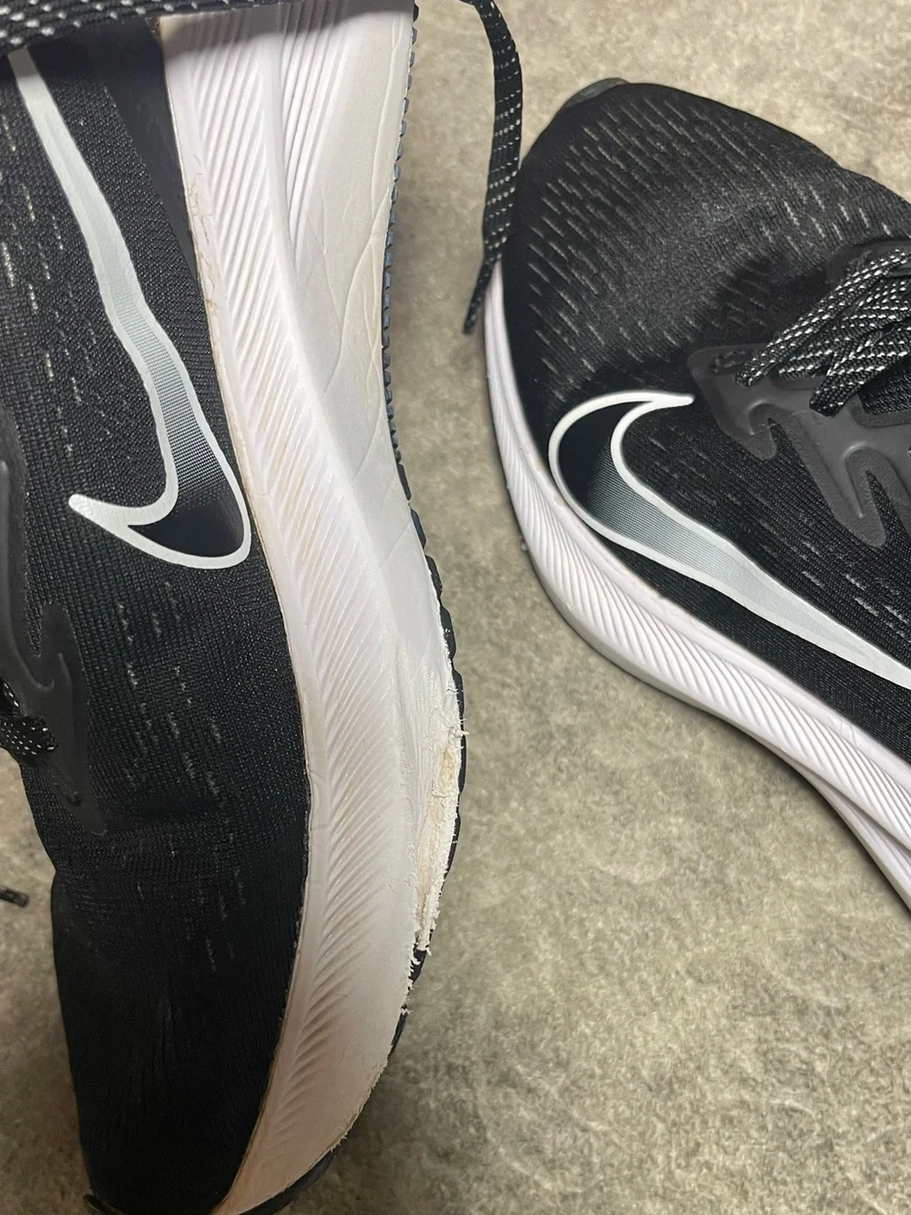 Women’s NIKE Zoom Winflo Black Active Sneakers